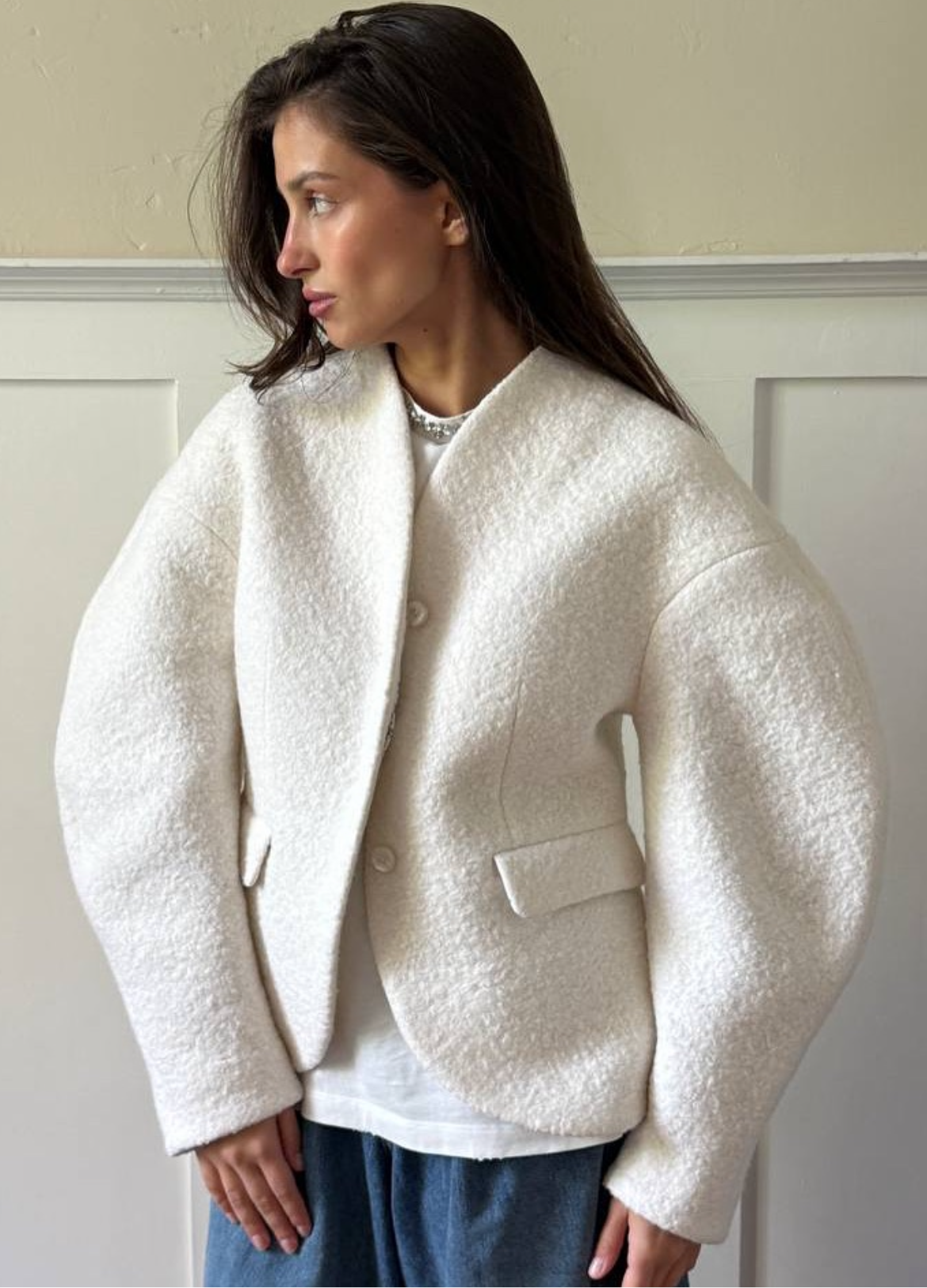Cropped Wool-Blend Textured Jacket – Cream White