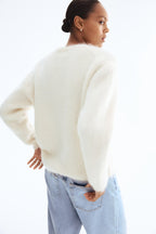 Peach Motel Fall 2025 Cropped Knit Top – Chic Autumn Essential