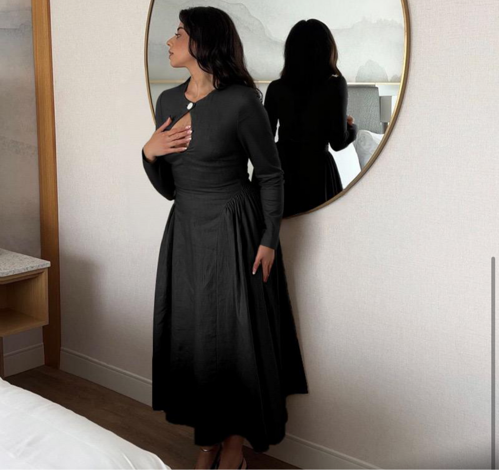 Black & Tan Brown Long-Sleeve Keyhole Midi Dress – Chic Day-to-Night Elegance | Peach Motel