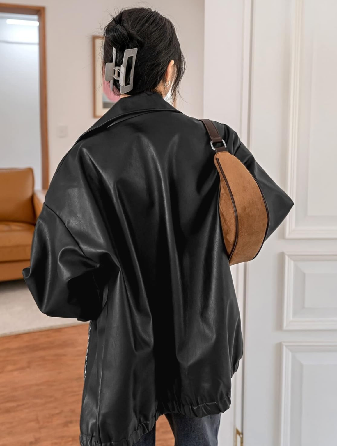 Oversized Faux Leather Bomber Jacket – Black Streetwear Layer